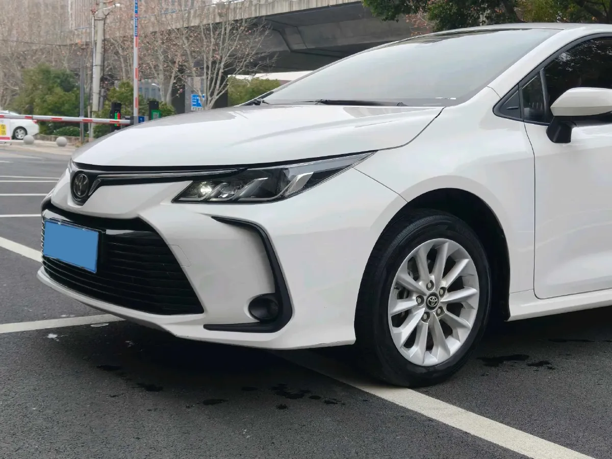 2023 Toyota Corolla 1.2T 116HP L4 CVT,autocango,china used car exporter,china ev exporter,chinese used car exporter,chinese used ev exporter