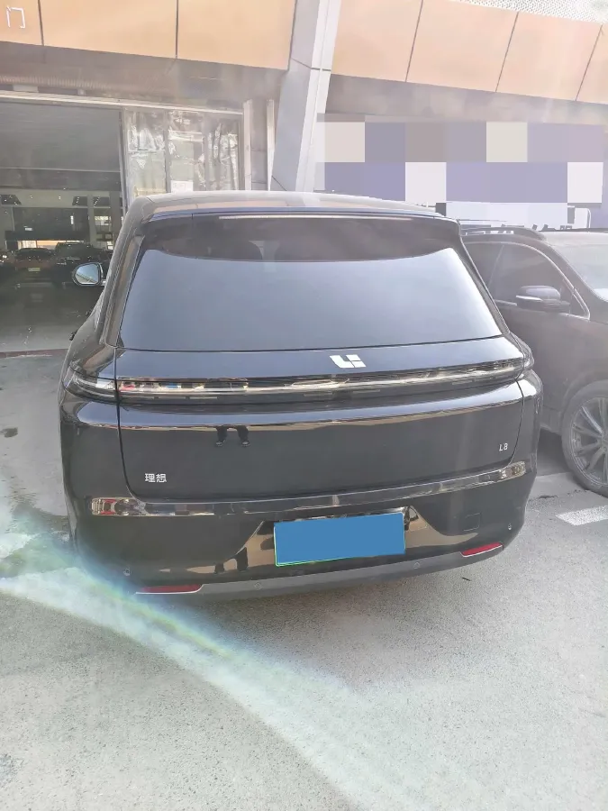 2023 Li L8 Range Extended 154HP REEV 40.9KWH,autocango,china used car exporter,china ev exporter,chinese used car exporter,chinese used ev exporter