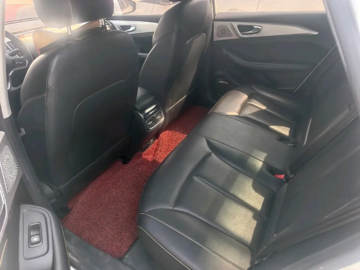 2022 Roewe RX5 eMAX 1.5T 169HP L4 AMT PHEV 16.6KWH,autocango,china used car exporter,china ev exporter,chinese used car exporter,chinese used ev exporter