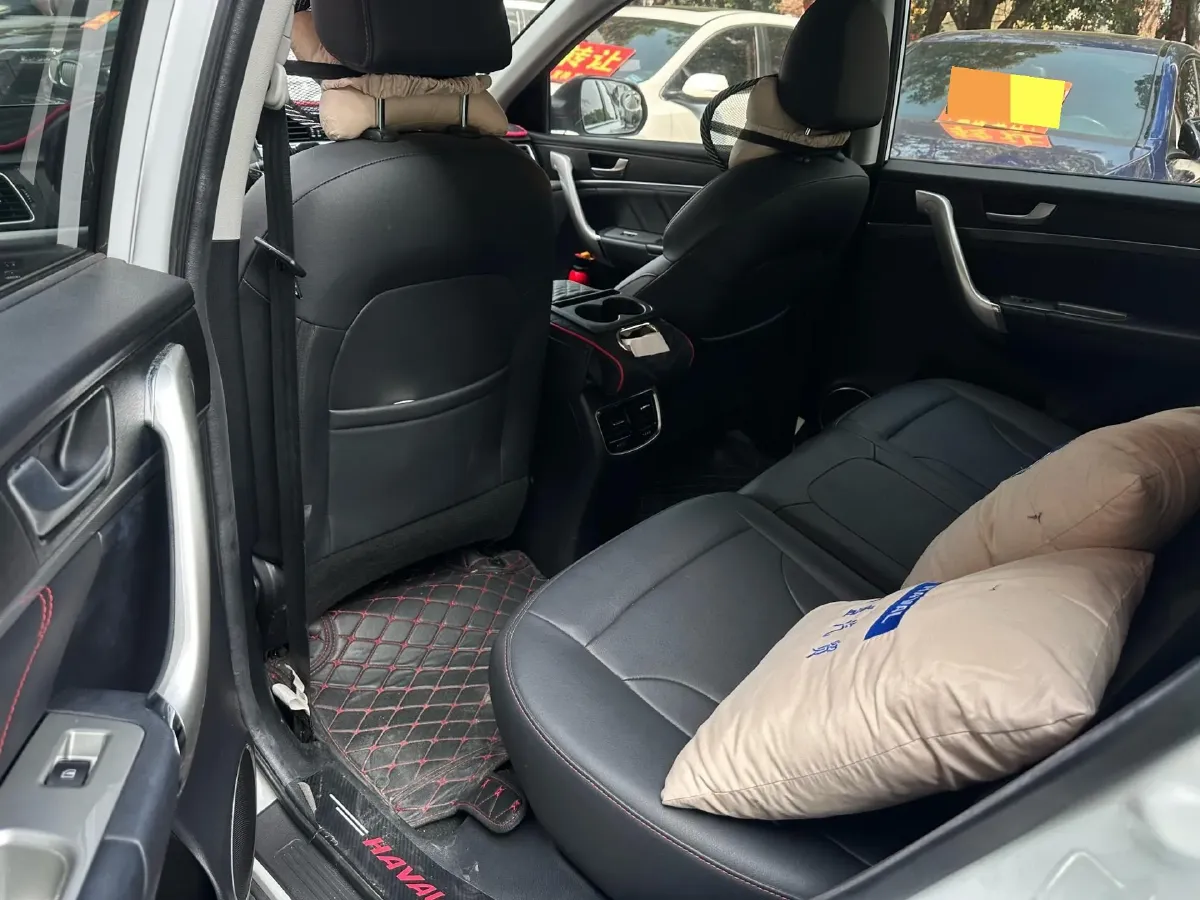 2019 Haval M6 1.5T 150HP L4 6MT,autocango,china used car exporter,china ev exporter,chinese used car exporter,chinese used ev exporter