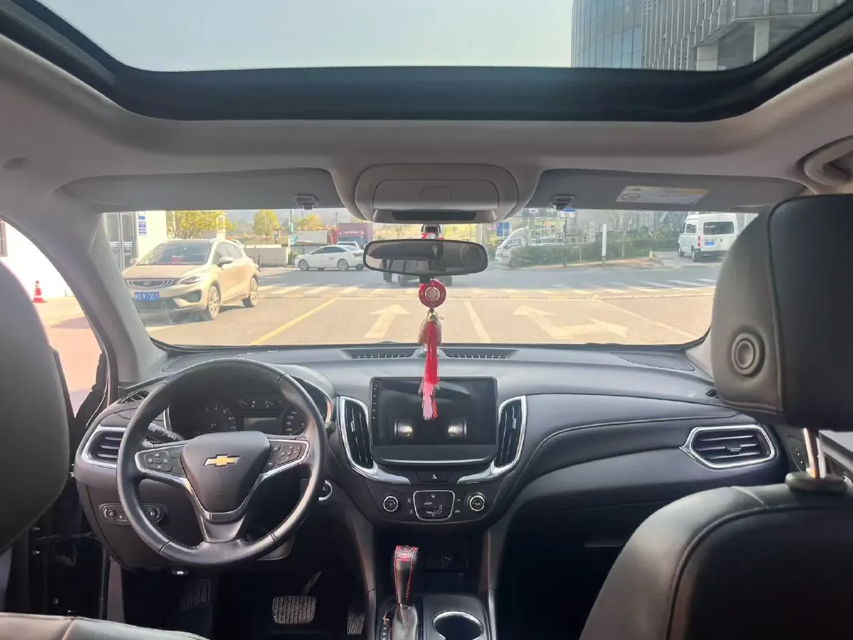 2019 Chevrolet Equinox 1.5T 169HP L4 6AT,autocango,china used car exporter,china ev exporter,chinese used car exporter,chinese used ev exporter