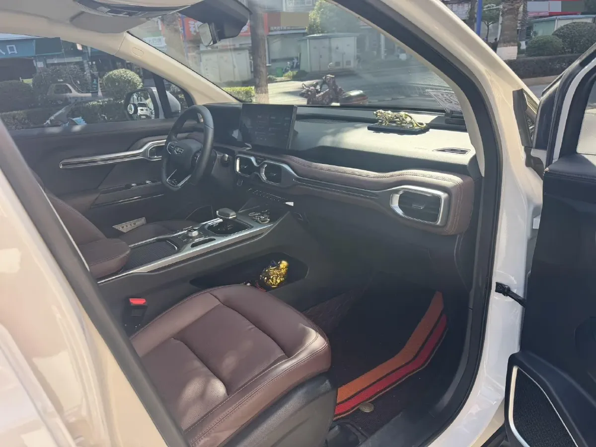 2022 Geely Okavango 1.8T 184HP L4 7DCT,autocango,china used car exporter,china ev exporter,chinese used car exporter,chinese used ev exporter