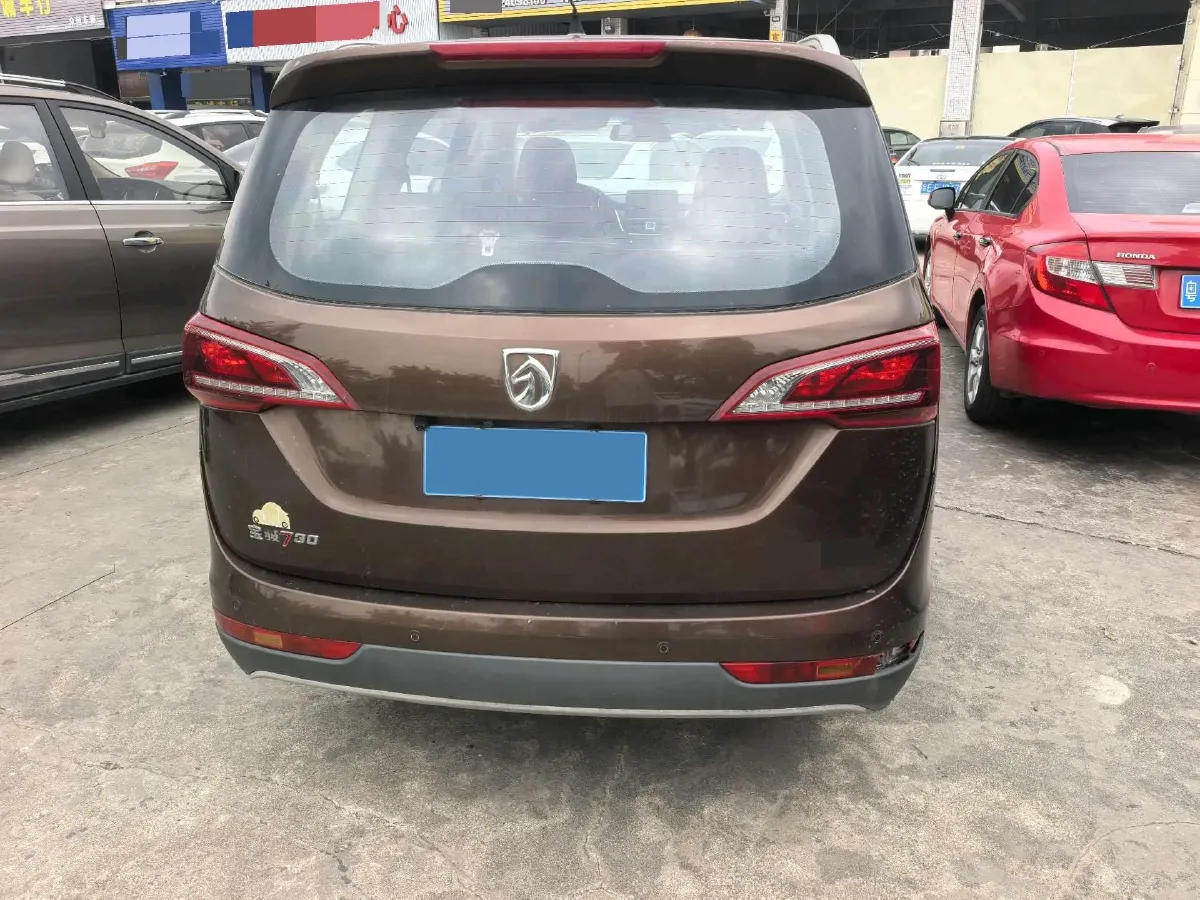 2019 BaoJun 730 1.5L 112HP L4 6MT,autocango,china used car exporter,china ev exporter,chinese used car exporter,chinese used ev exporter