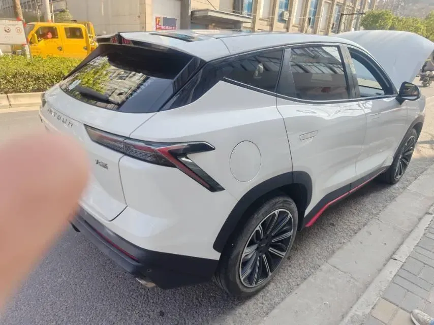 2022 Jetour DASHING 1.6T 197HP L4 7DCT,autocango,china used car exporter,china ev exporter,chinese used car exporter,chinese used ev exporter