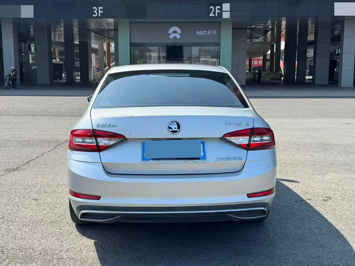 2018 Skoda Octavia 1.6L 110HP L4 6AT,autocango,china used car exporter,china ev exporter,chinese used car exporter,chinese used ev exporter