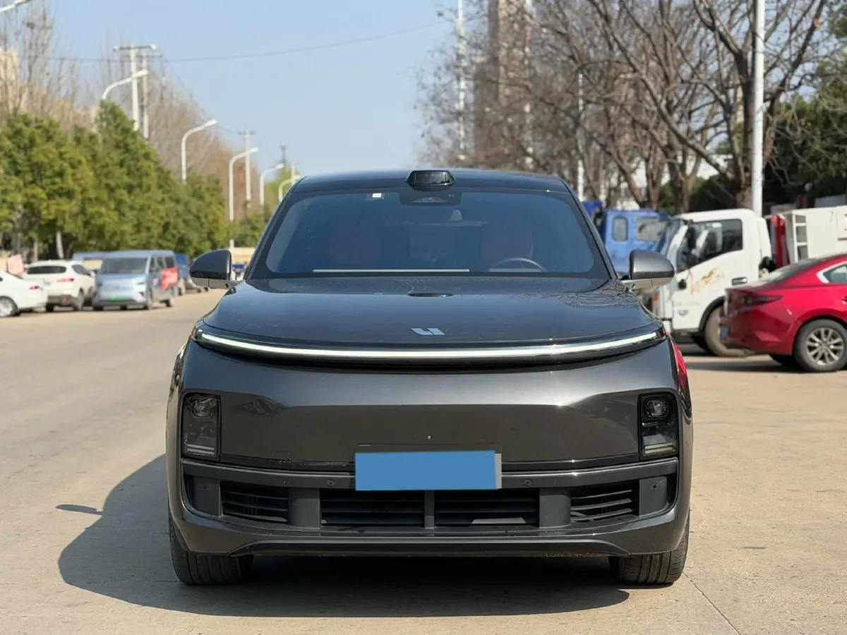 2022 Li L9 Range Extended 154HP REEV 42.6KWH,autocango,china used car exporter,china ev exporter,chinese used car exporter,chinese used ev exporter