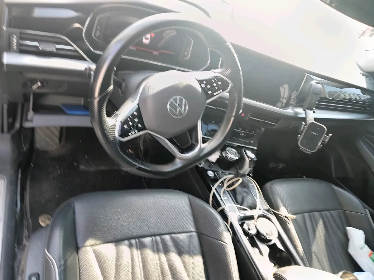 2022 Xpeng P7 BEV 60.2KWH,autocango,china used car exporter,china ev exporter,chinese used car exporter,chinese used ev exporter