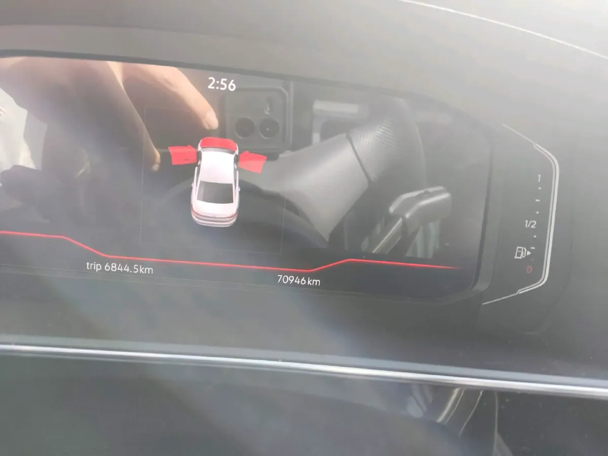 2022 Xpeng P7 BEV 60.2KWH,autocango,china used car exporter,china ev exporter,chinese used car exporter,chinese used ev exporter