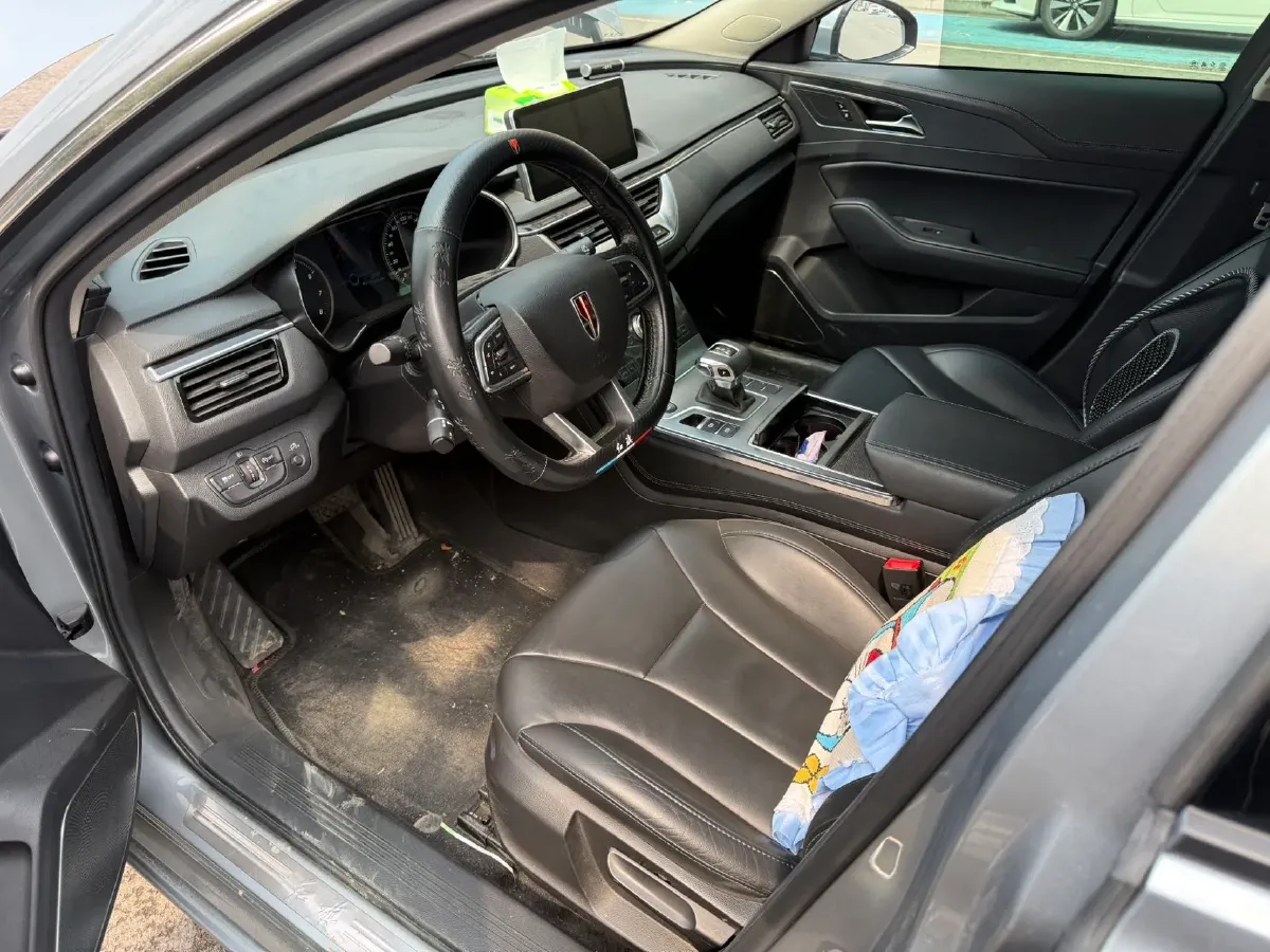 2020 HongQi H5 1.5T 169HP L4 7DCT,autocango,china used car exporter,china ev exporter,chinese used car exporter,chinese used ev exporter