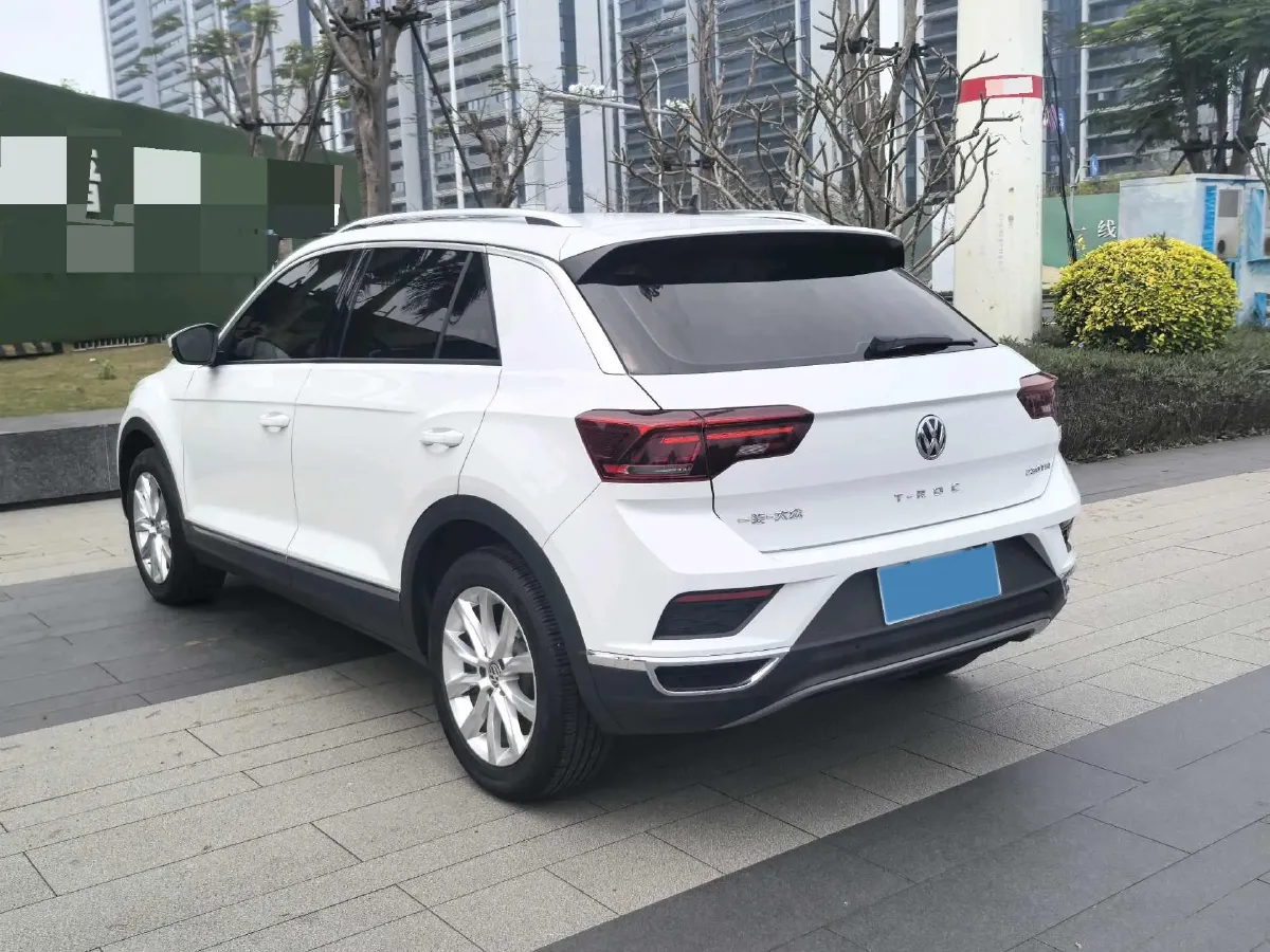 2020 Volkswagen T-Roc 1.4T 131HP L4 7DCT,autocango,china used car exporter,china ev exporter,chinese used car exporter,chinese used ev exporter