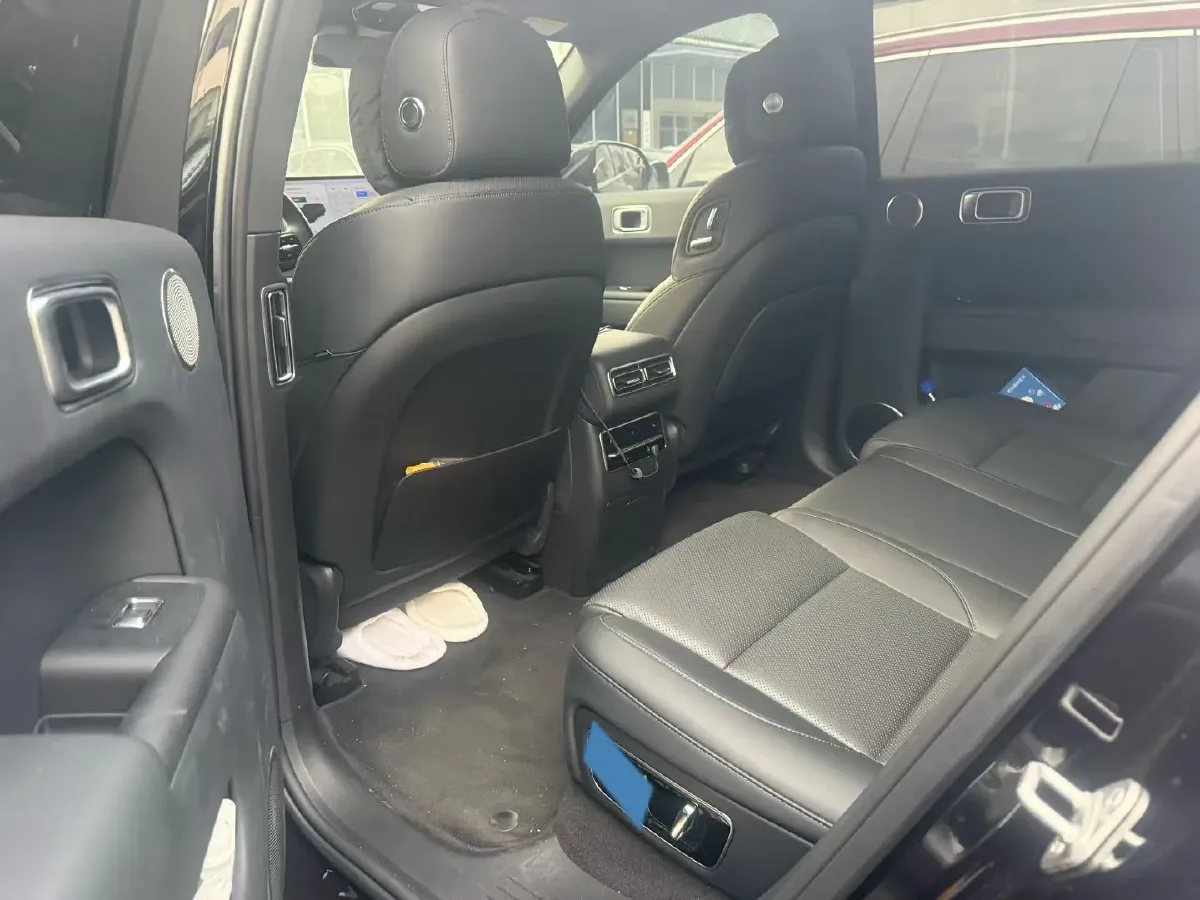 2024 Li L6 Range Extended 154HP L4 REEV 36.8KWH,autocango,china used car exporter,china ev exporter,chinese used car exporter,chinese used ev exporter