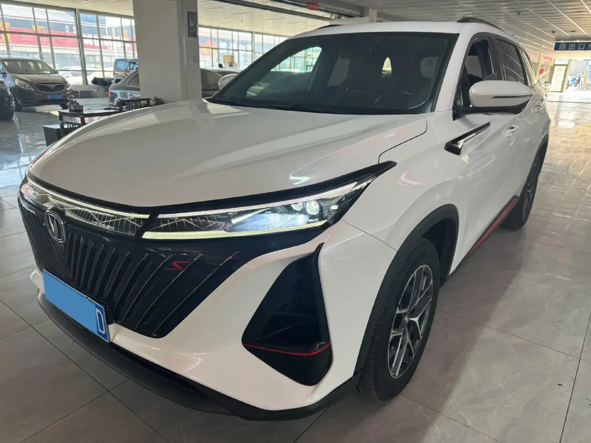 2022 ChangAn CS75 Plus 1.5T 188HP L4 8AT,autocango,china used car exporter,china ev exporter,chinese used car exporter,chinese used ev exporter