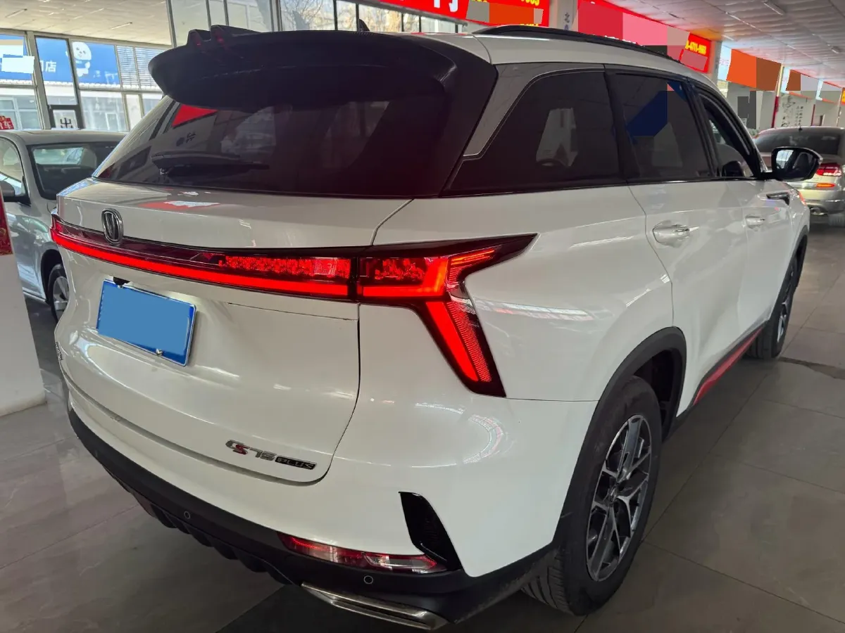 2022 ChangAn CS75 Plus 1.5T 188HP L4 8AT,autocango,china used car exporter,china ev exporter,chinese used car exporter,chinese used ev exporter