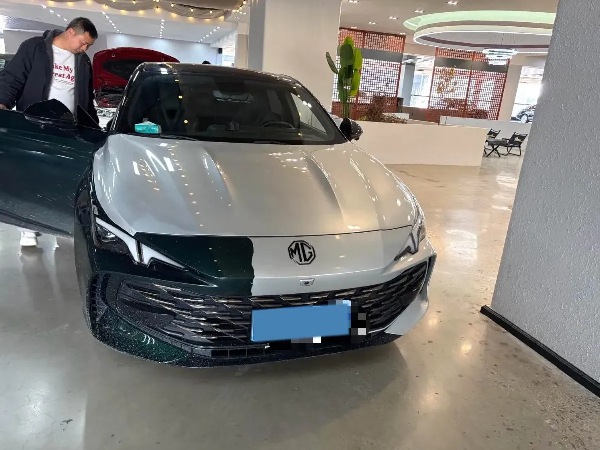 2023 MG 7 1.5T 188HP L4 7DCT,autocango,china used car exporter,china ev exporter,chinese used car exporter,chinese used ev exporter