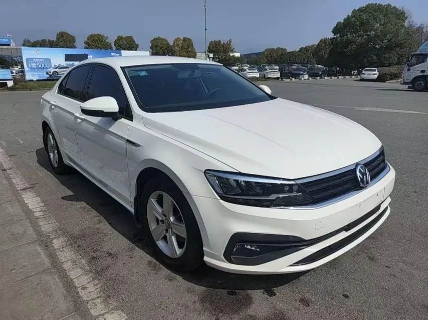 2019 Volkswagen T-Cross 1.4T 150HP L4 7DCT,autocango,china used car exporter,china ev exporter,chinese used car exporter,chinese used ev exporter