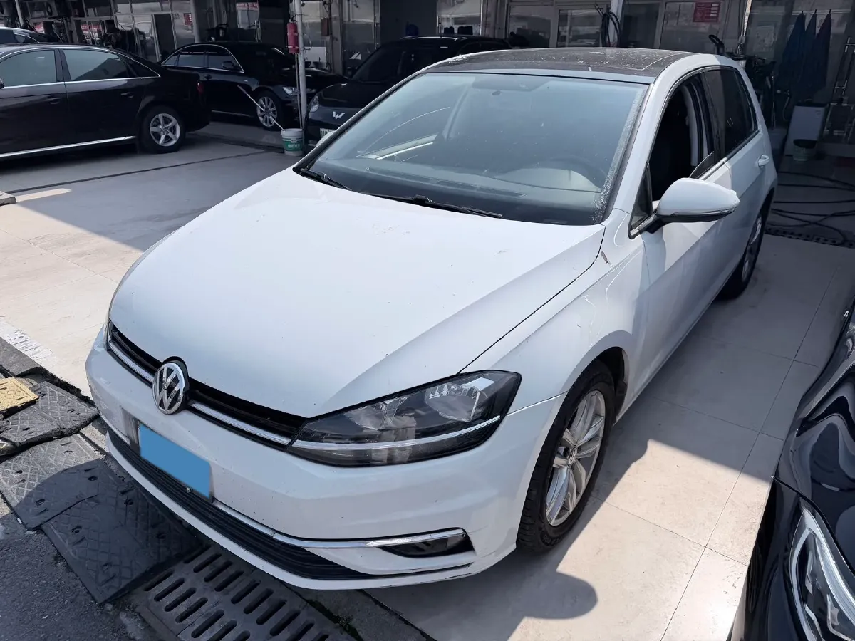 2018 Volkswagen Golf 1.4T 131HP L4 7DCT,autocango,china used car exporter,china ev exporter,chinese used car exporter,chinese used ev exporter
