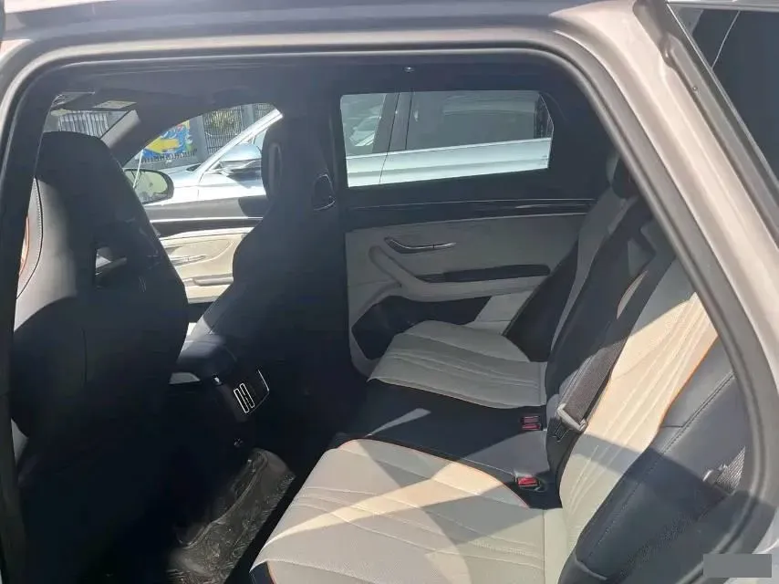 2023 BYD Song Plus 1.5L 110HP L4 E-CVT PHEV 18.3KWH,autocango,china used car exporter,china ev exporter,chinese used car exporter,chinese used ev exporter