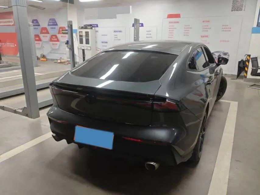 2022 ChangAn UNI-V 1.5T 188HP L4 7DCT,autocango,china used car exporter,china ev exporter,chinese used car exporter,chinese used ev exporter