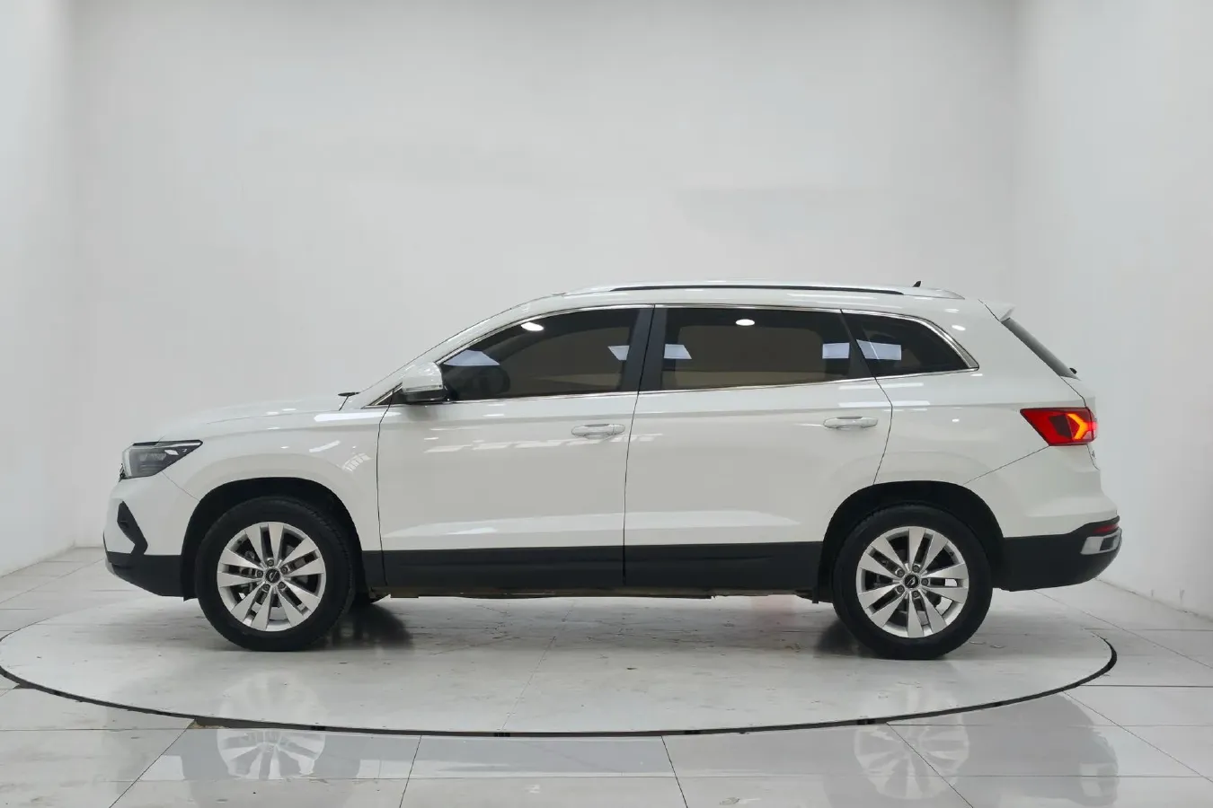 2021 Jetta VS7 1.4T 150HP L4 6AT,autocango,china used car exporter,china ev exporter,chinese used car exporter,chinese used ev exporter