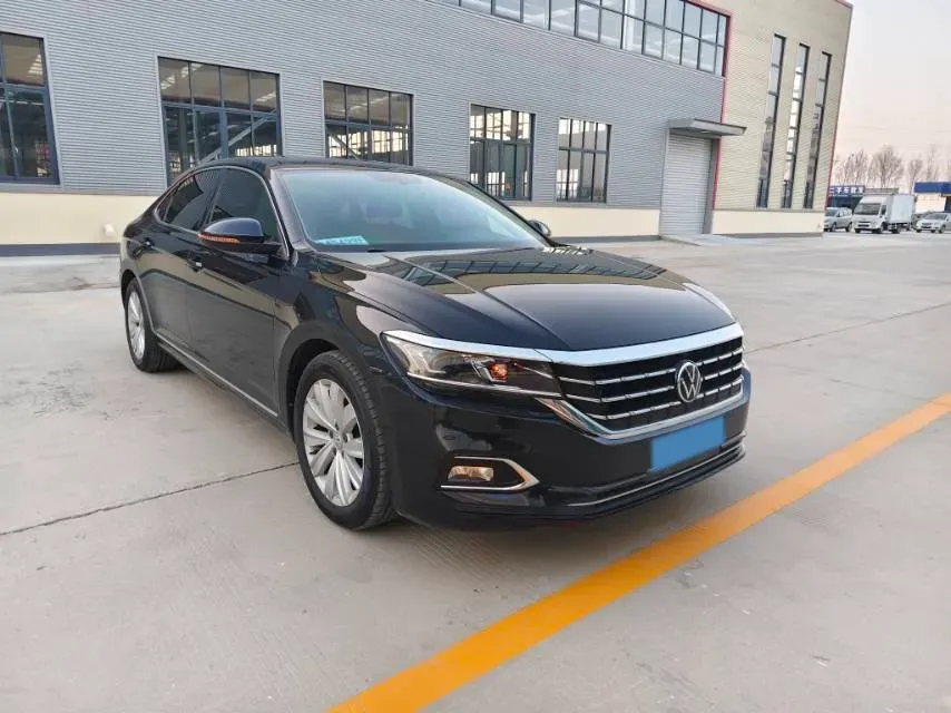 2020 Volkswagen Passat 2.0T 186HP L4 7DCT,autocango,china used car exporter,china ev exporter,chinese used car exporter,chinese used ev exporter
