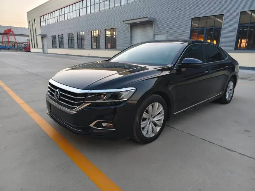 2020 Volkswagen Passat 2.0T 186HP L4 7DCT,autocango,china used car exporter,china ev exporter,chinese used car exporter,chinese used ev exporter