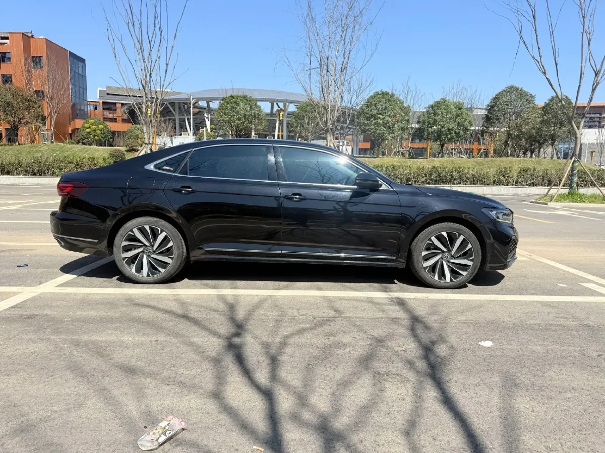2023 Volkswagen Passat 2.0T 186HP L4 7DCT,autocango,china used car exporter,china ev exporter,chinese used car exporter,chinese used ev exporter