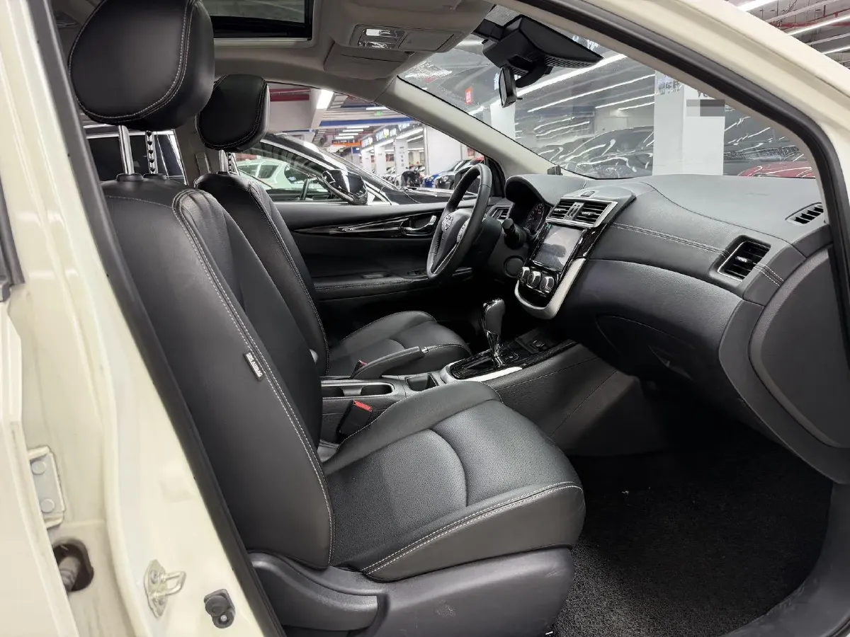 2020 Nissan Tiida 1.6L 126HP L4 CVT,autocango,china used car exporter,china ev exporter,chinese used car exporter,chinese used ev exporter