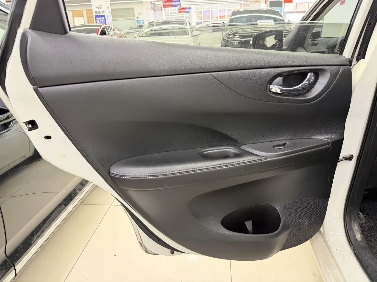 2020 Nissan Tiida 1.6L 126HP L4 CVT,autocango,china used car exporter,china ev exporter,chinese used car exporter,chinese used ev exporter