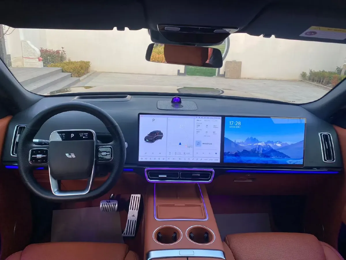 2022 Li L9 Range Extended 154HP REEV 42.6KWH,autocango,china used car exporter,china ev exporter,chinese used car exporter,chinese used ev exporter