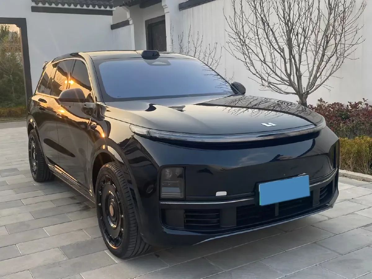 2022 Li L9 Range Extended 154HP REEV 42.6KWH,autocango,china used car exporter,china ev exporter,chinese used car exporter,chinese used ev exporter