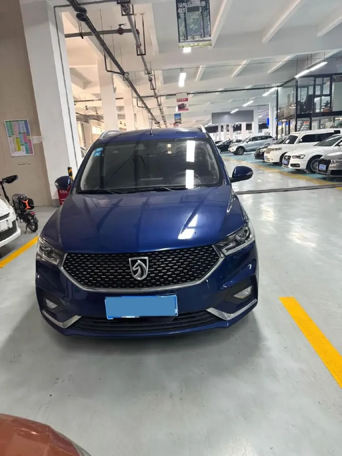 2019 BaoJun 360 1.5L 105HP L4 CVT,autocango,china used car exporter,china ev exporter,chinese used car exporter,chinese used ev exporter