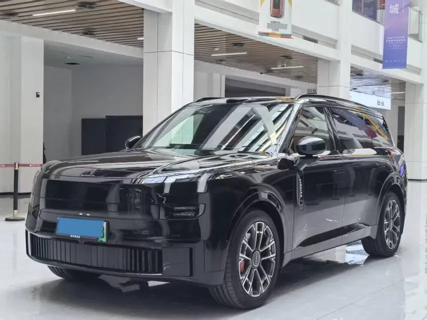 2025 LYNK&CO 900 1.5T 190HP L4 3DHT PHEV 43.3KWH,autocango,china used car exporter,china ev exporter,chinese used car exporter,chinese used ev exporter