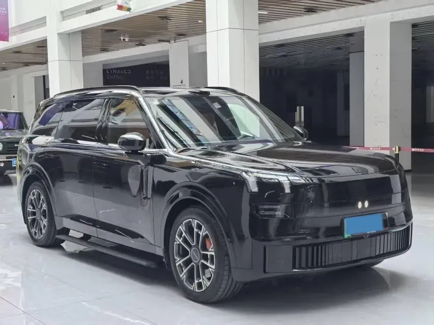 2025 LYNK&CO 900 1.5T 190HP L4 3DHT PHEV 43.3KWH,autocango,china used car exporter,china ev exporter,chinese used car exporter,chinese used ev exporter
