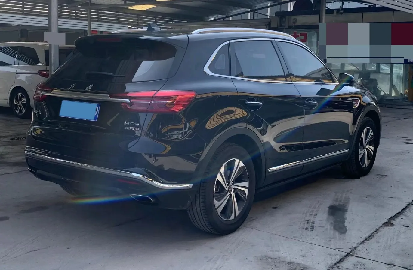 2022 HongQi HS5 2.0T 224HP L4 6AT,autocango,china used car exporter,china ev exporter,chinese used car exporter,chinese used ev exporter