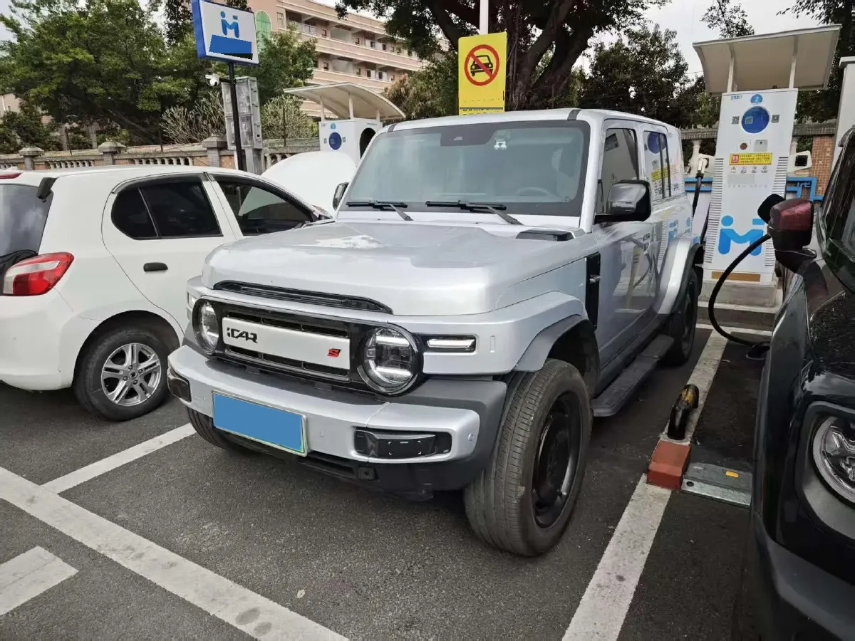 2025 iCAR iCAR Super V23 BEV 59.93KWH,autocango,china used car exporter,china ev exporter,chinese used car exporter,chinese used ev exporter