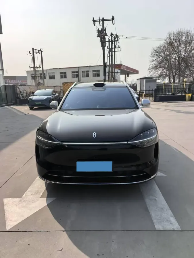 2024 AITO AITO M9 1.5T 152HP L4 REEV 42KWH,autocango,china used car exporter,china ev exporter,chinese used car exporter,chinese used ev exporter