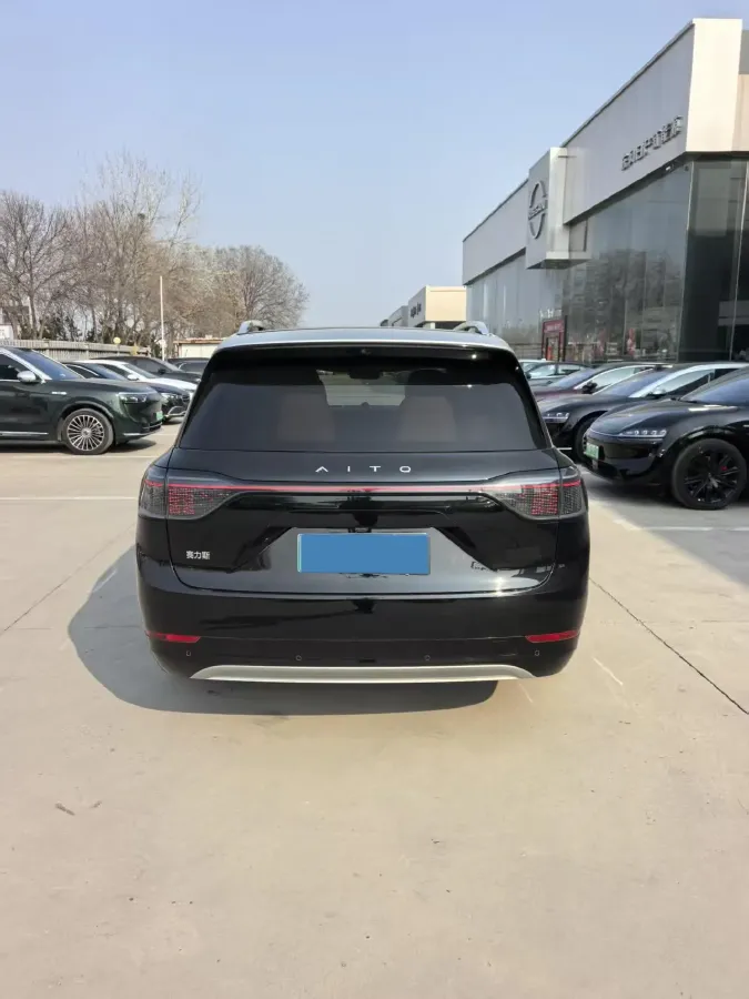 2024 AITO AITO M9 1.5T 152HP L4 REEV 42KWH,autocango,china used car exporter,china ev exporter,chinese used car exporter,chinese used ev exporter