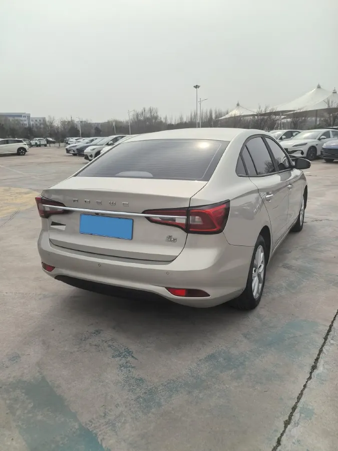 2019 Roewe i5 1.5L 120HP L4 5MT,autocango,china used car exporter,china ev exporter,chinese used car exporter,chinese used ev exporter
