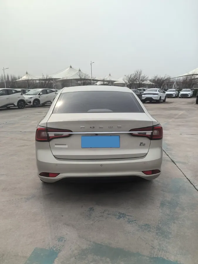 2019 Roewe i5 1.5L 120HP L4 5MT,autocango,china used car exporter,china ev exporter,chinese used car exporter,chinese used ev exporter