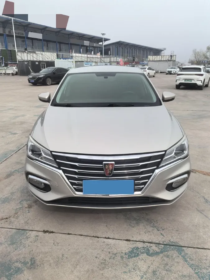 2019 Roewe i5 1.5L 120HP L4 5MT,autocango,china used car exporter,china ev exporter,chinese used car exporter,chinese used ev exporter