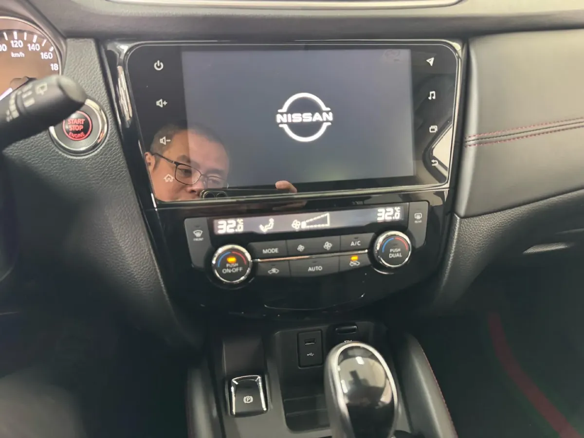 2022 Nissan Qashqai 2.0L 151HP L4 CVT,autocango,china used car exporter,china ev exporter,chinese used car exporter,chinese used ev exporter