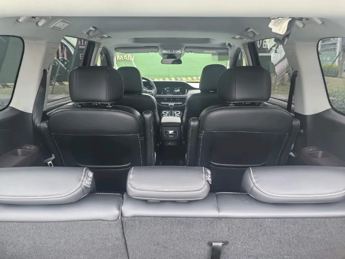 2023 GAC Trumpchi M6 1.5T 177HP L4 7DCT,autocango,china used car exporter,china ev exporter,chinese used car exporter,chinese used ev exporter