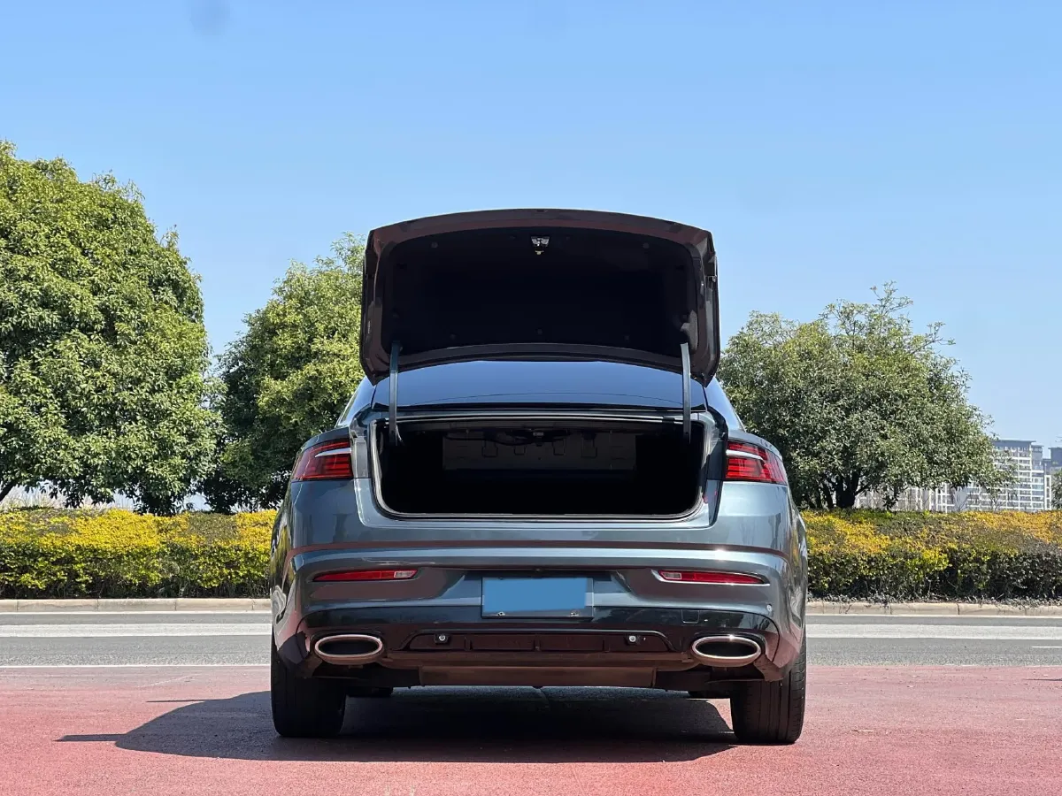 2021 Geely Preface 2.0T 190HP L4 7DCT,autocango,china used car exporter,china ev exporter,chinese used car exporter,chinese used ev exporter