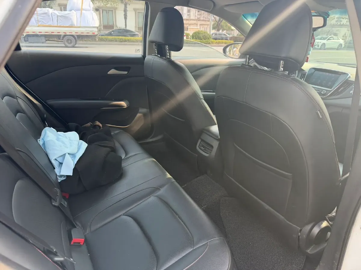 2019 Chevrolet Monza 1.0T 125HP L3 6DCT,autocango,china used car exporter,china ev exporter,chinese used car exporter,chinese used ev exporter