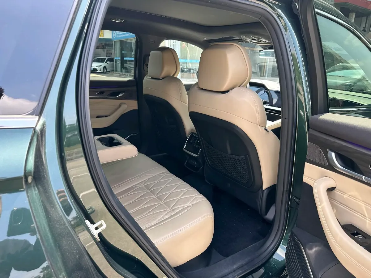 2025 Geely Monjaro 2.0T 238HP L4 8AT,autocango,china used car exporter,china ev exporter,chinese used car exporter,chinese used ev exporter