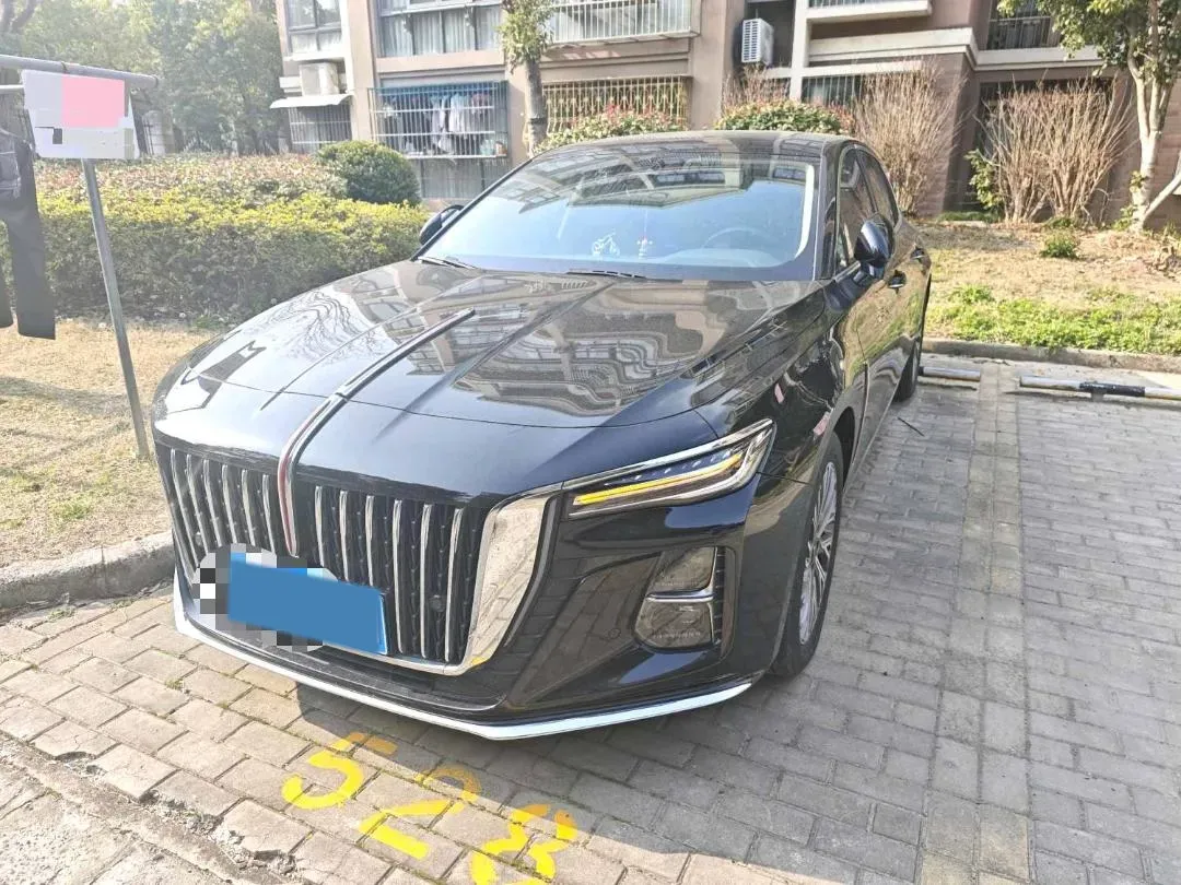2023 HongQi H5 2.0T 224HP L4 8AT,autocango,china used car exporter,china ev exporter,chinese used car exporter,chinese used ev exporter