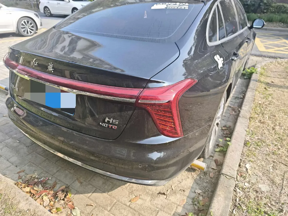 2023 HongQi H5 2.0T 224HP L4 8AT,autocango,china used car exporter,china ev exporter,chinese used car exporter,chinese used ev exporter