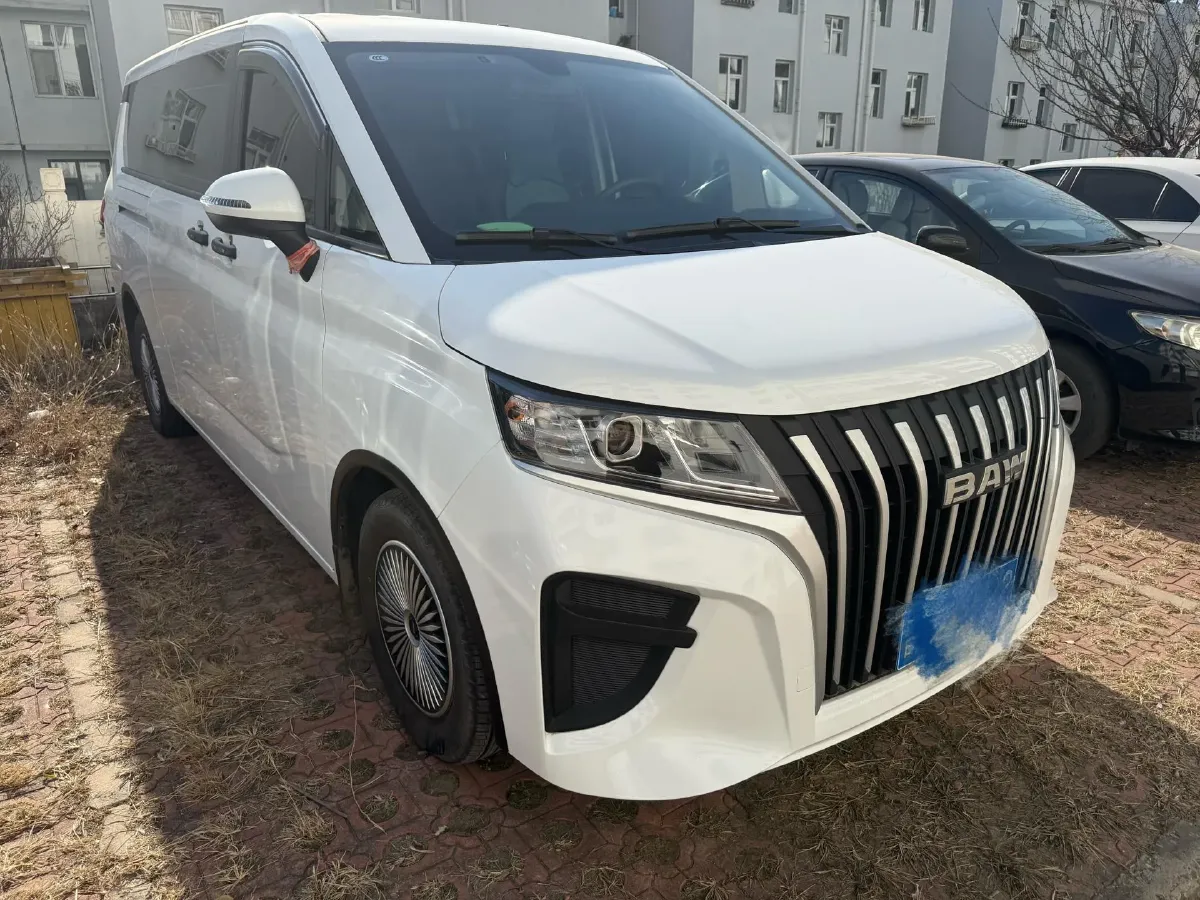 2023 BAW RuiSheng Trump M7 2.0L 144HP L4 5MT,autocango,china used car exporter,china ev exporter,chinese used car exporter,chinese used ev exporter