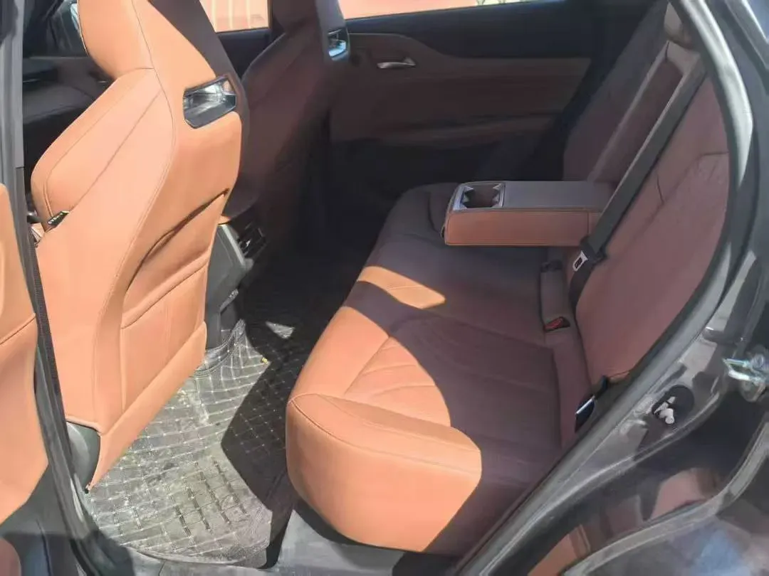 2024 ChangAn UNI-Z 1.5L 98HP L4 E-CVT PHEV 18.4KWH,autocango,china used car exporter,china ev exporter,chinese used car exporter,chinese used ev exporter