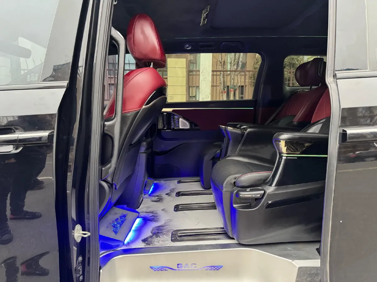 2023 GAC Trumpchi M8 2.0T 252HP L4 8AT,autocango,china used car exporter,china ev exporter,chinese used car exporter,chinese used ev exporter